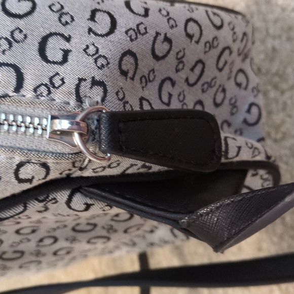 Guess Mini Backpack - Picture 8 of 9